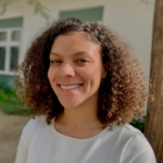 Simone Wolynski headshot