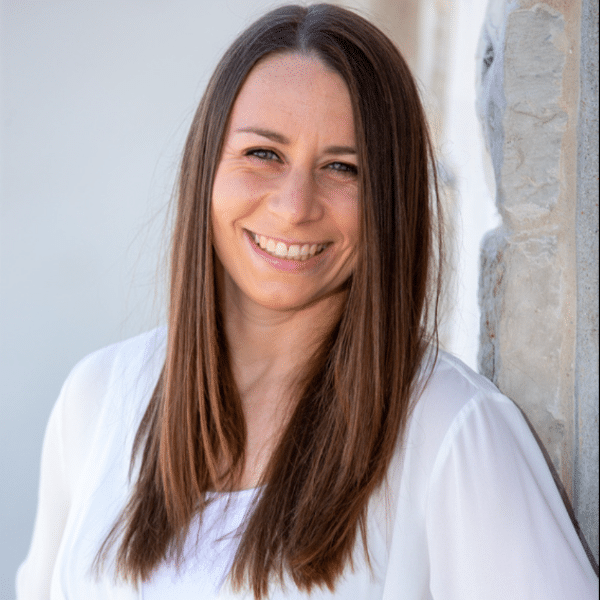 Picture of Erin Ross.