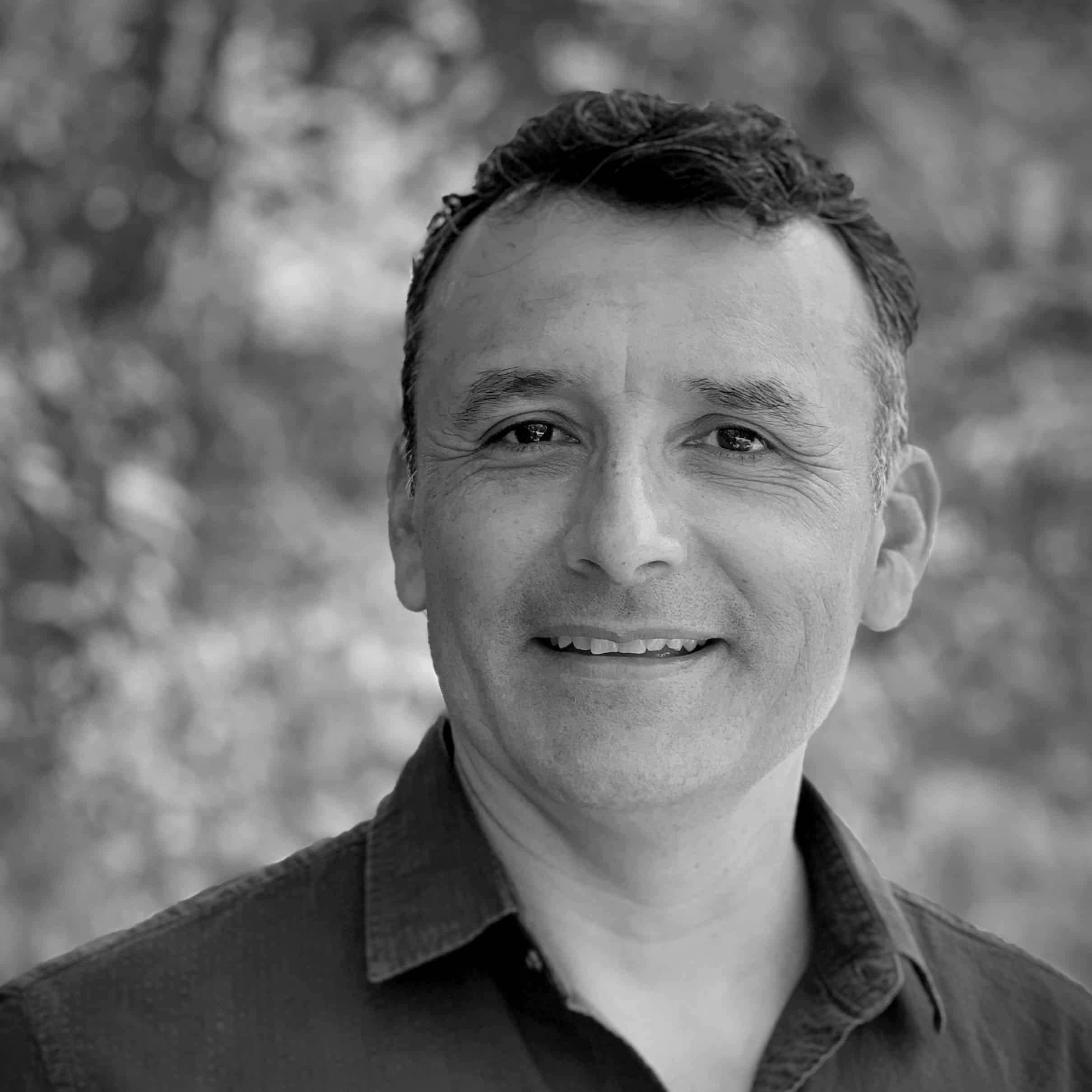 Gerardo Herrera Headshot